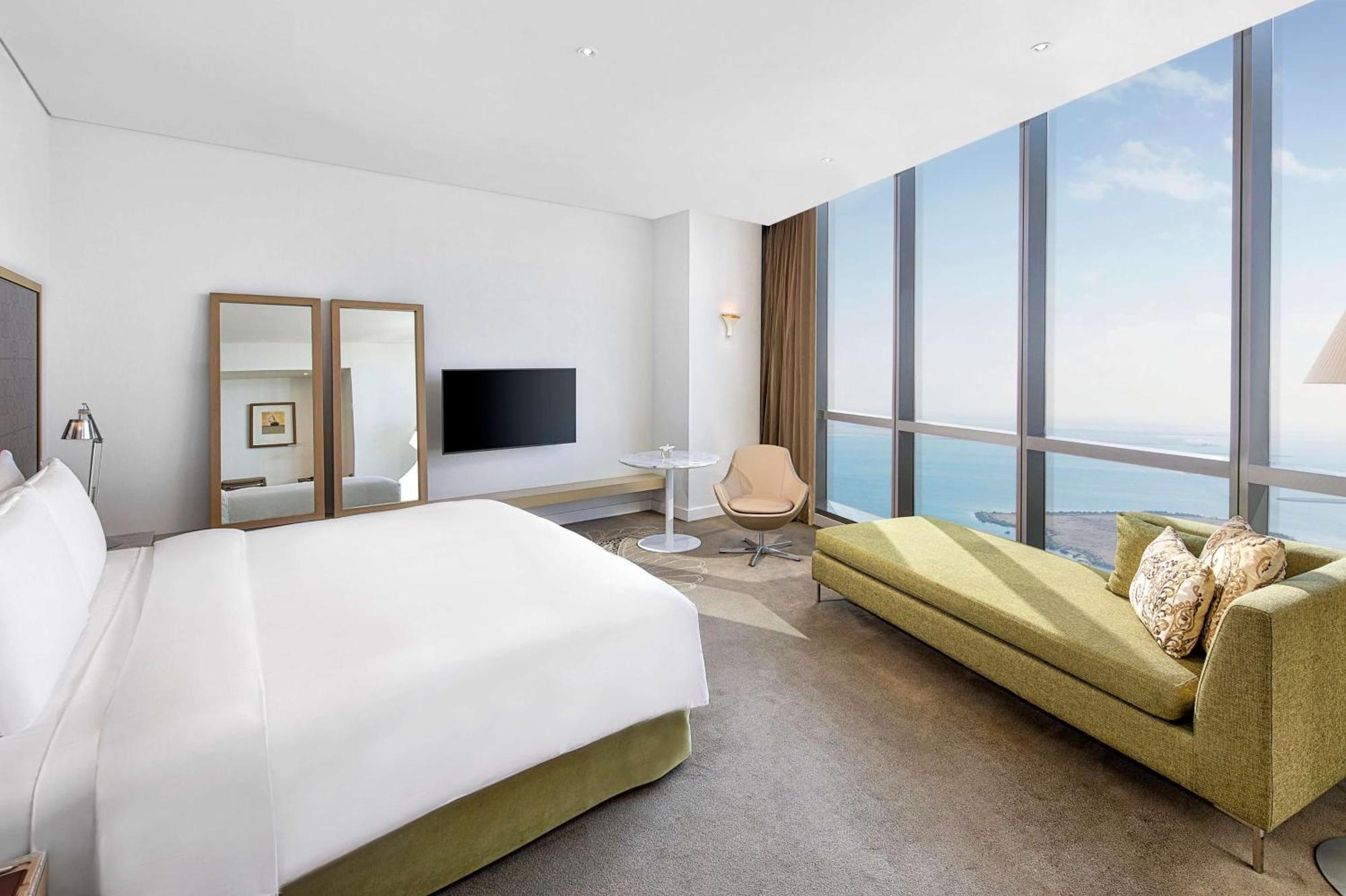 Hotel Conrad Abu Dhabi Etihad Towers Esterno foto A bedroom at the hotel